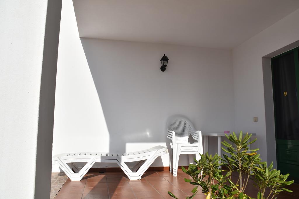 Alhambra Apartamentos ティアス エクステリア 写真