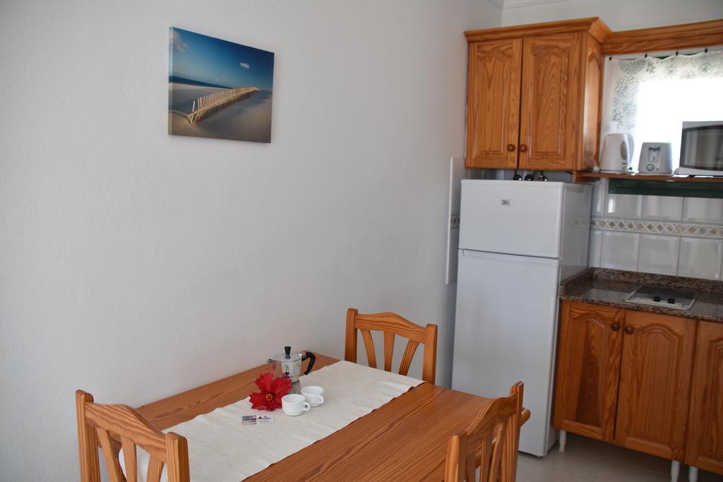 Alhambra Apartamentos ティアス エクステリア 写真
