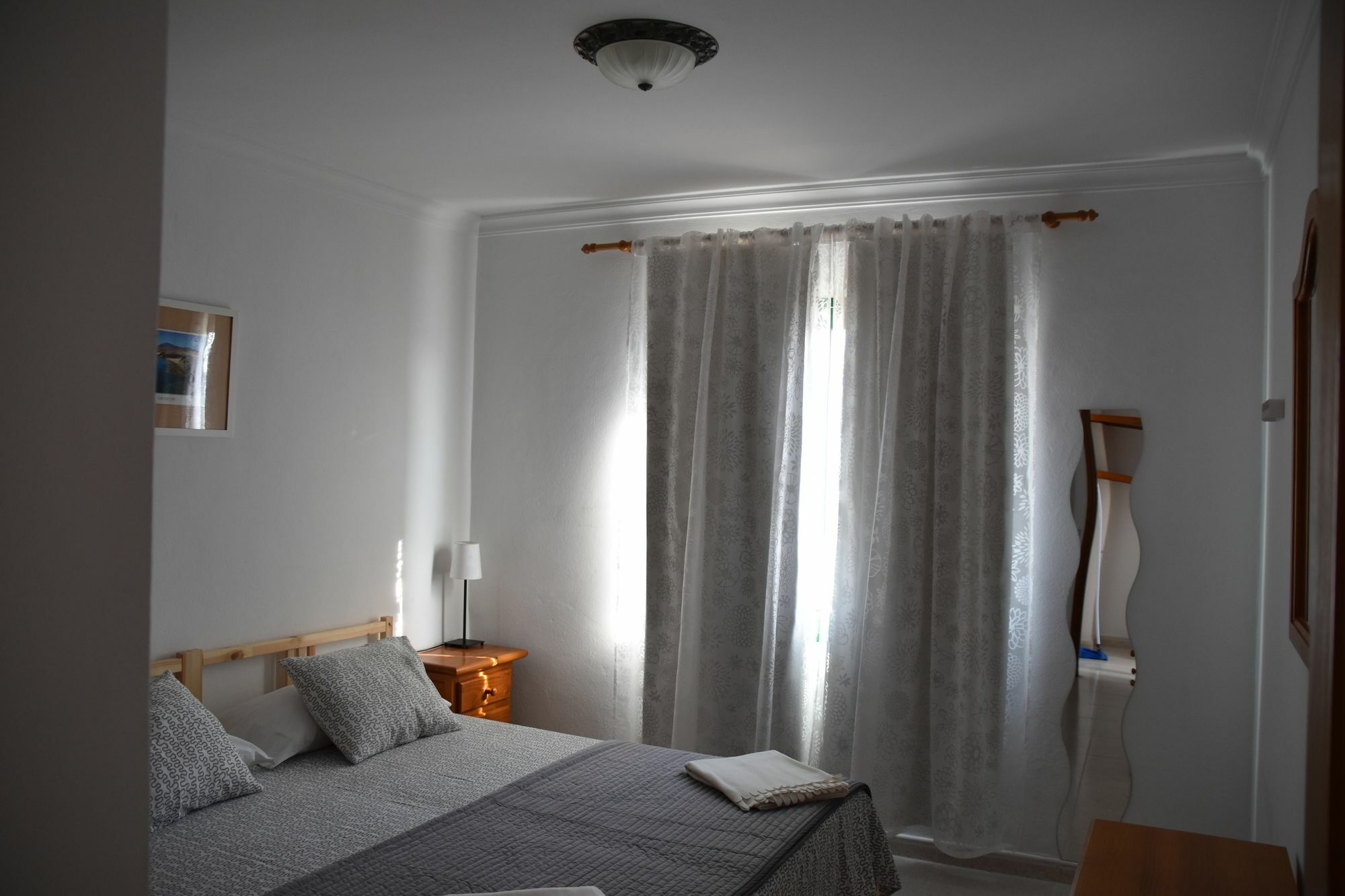 Alhambra Apartamentos ティアス エクステリア 写真