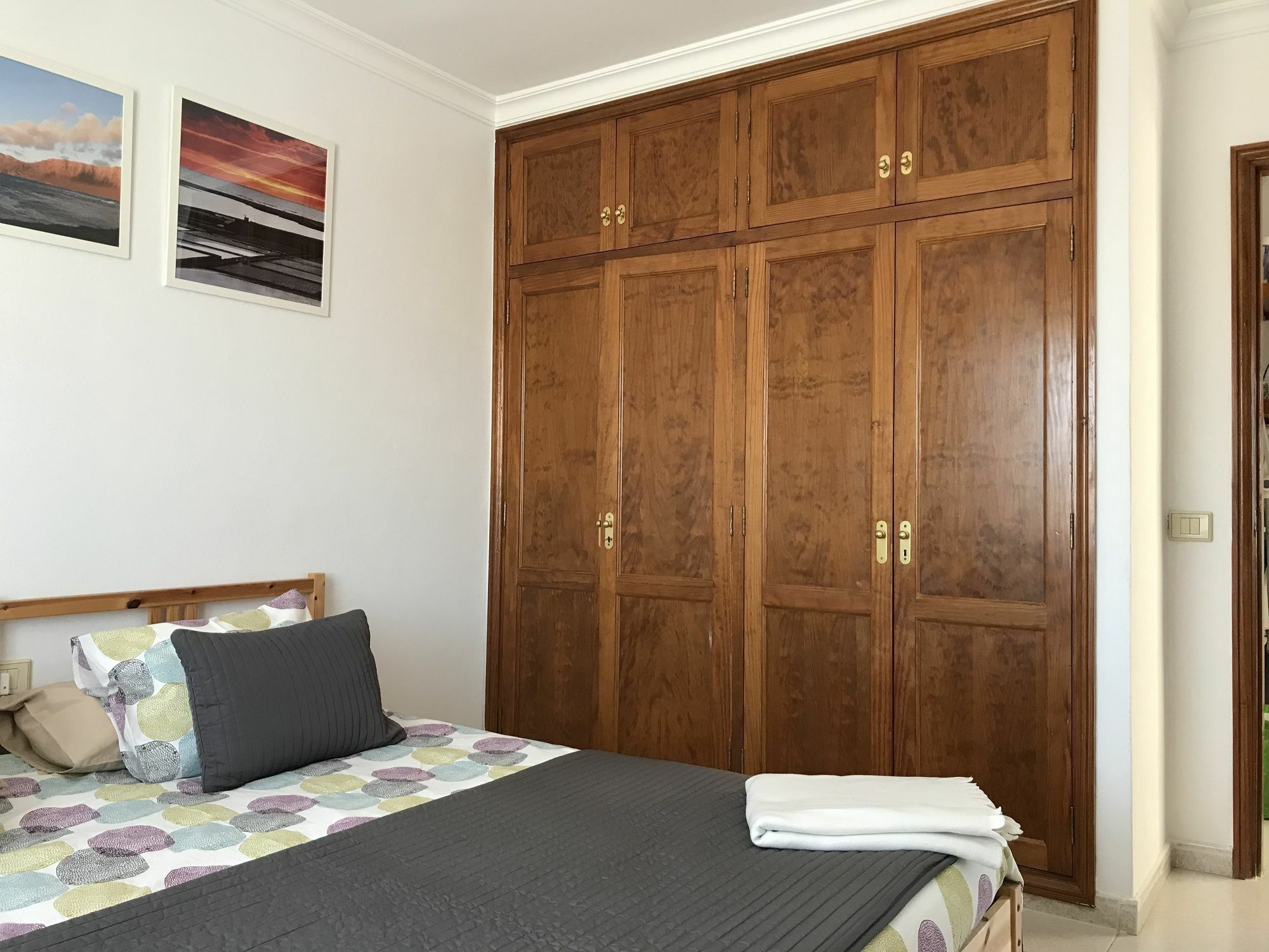 Alhambra Apartamentos ティアス エクステリア 写真